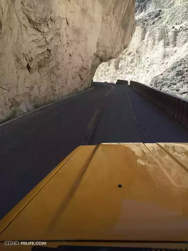 A LC70, a trip to Tibet with a dad and a cute baby!