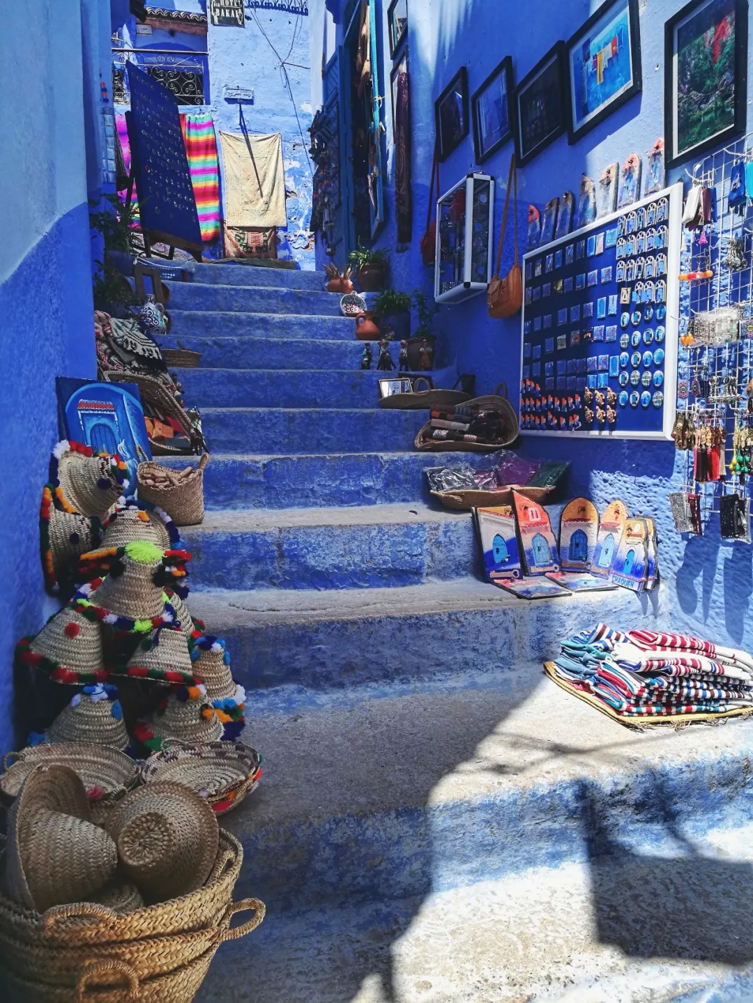 Morocco | Fantastic Travel in the Blue City