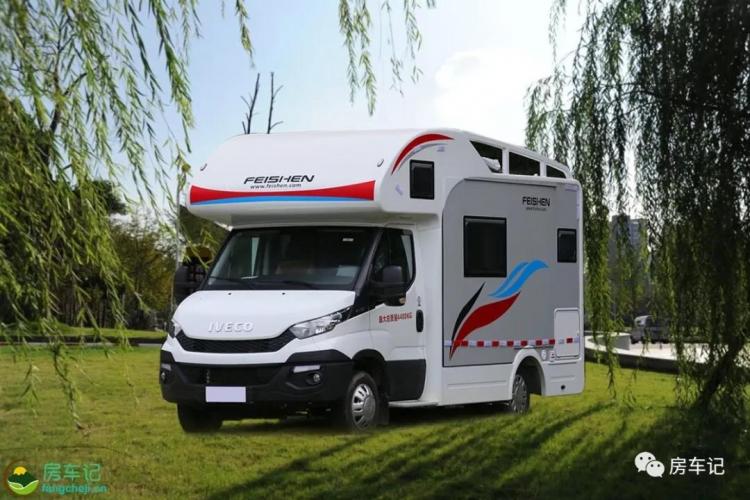 The appearance in the RV is responsible! Based on imported Iveco, it also designed double expansion cabins!