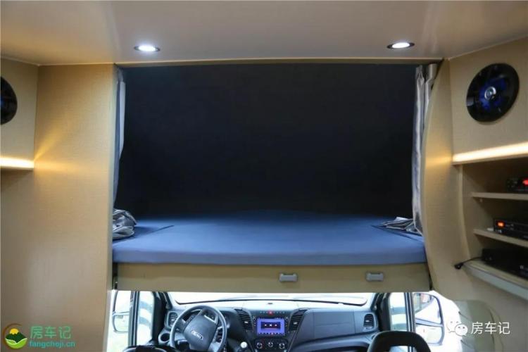 The appearance in the RV is responsible! Based on imported Iveco, it also designed double expansion cabins!