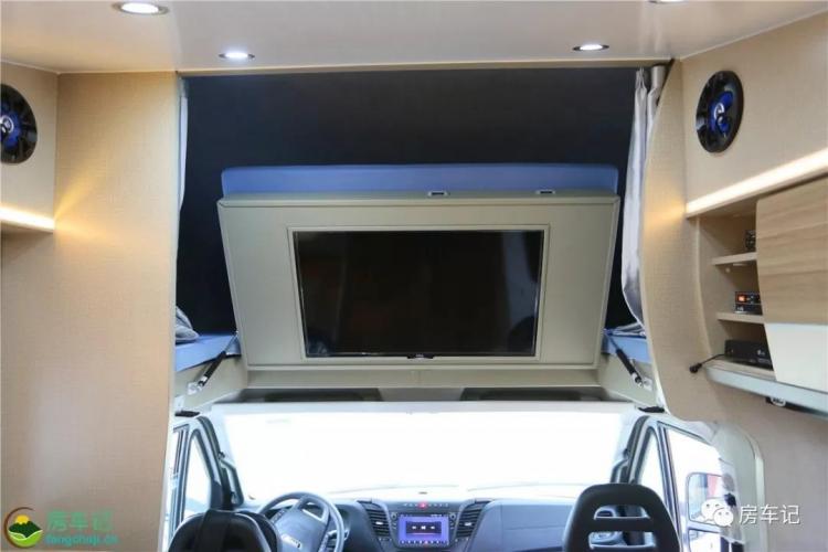 The appearance in the RV is responsible! Based on imported Iveco, it also designed double expansion cabins!