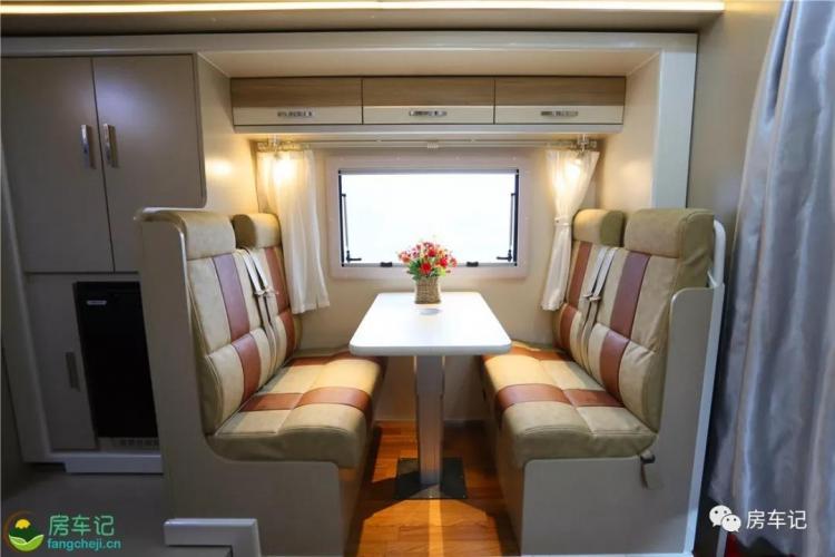 The appearance in the RV is responsible! Based on imported Iveco, it also designed double expansion cabins!