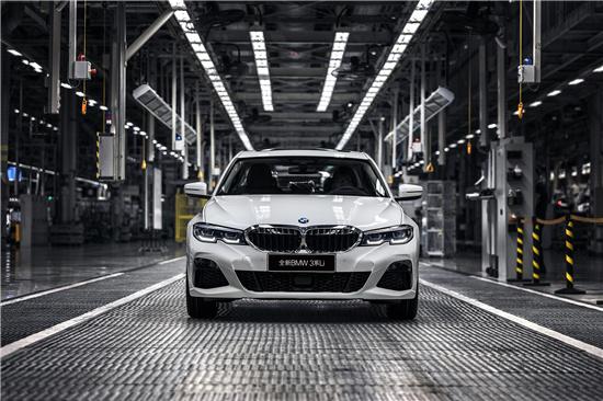 Ingenuity creates a new model, the new BMW 3 Series officially put into production